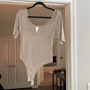 Tanish V-neck Bodysuit